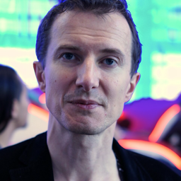 Luke Nosek / Gigafund